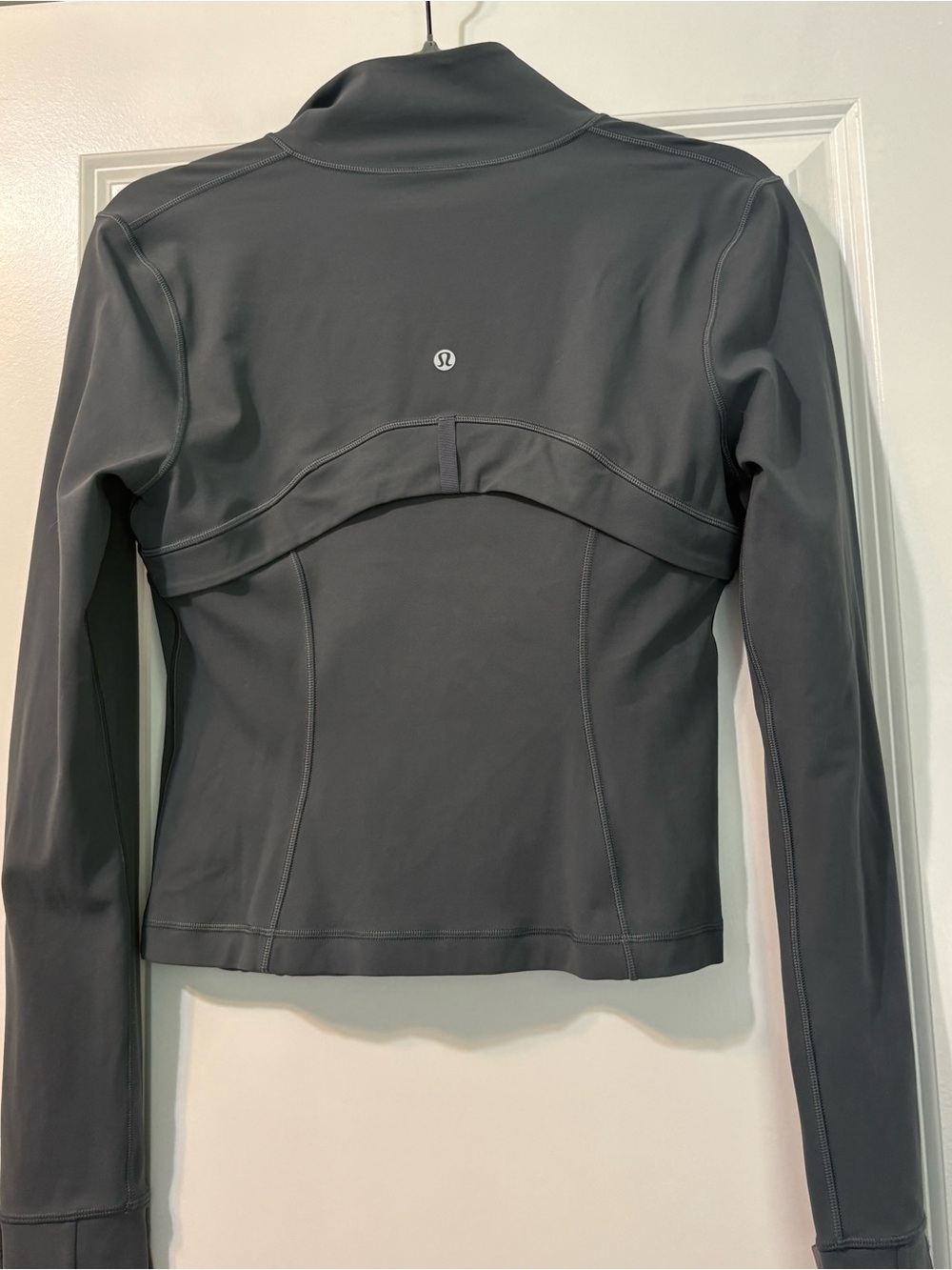 NWOT Women's Lululemon Athletica Slate Gray Define Jacket Nulu
Size 8 - Picture 5 of 9